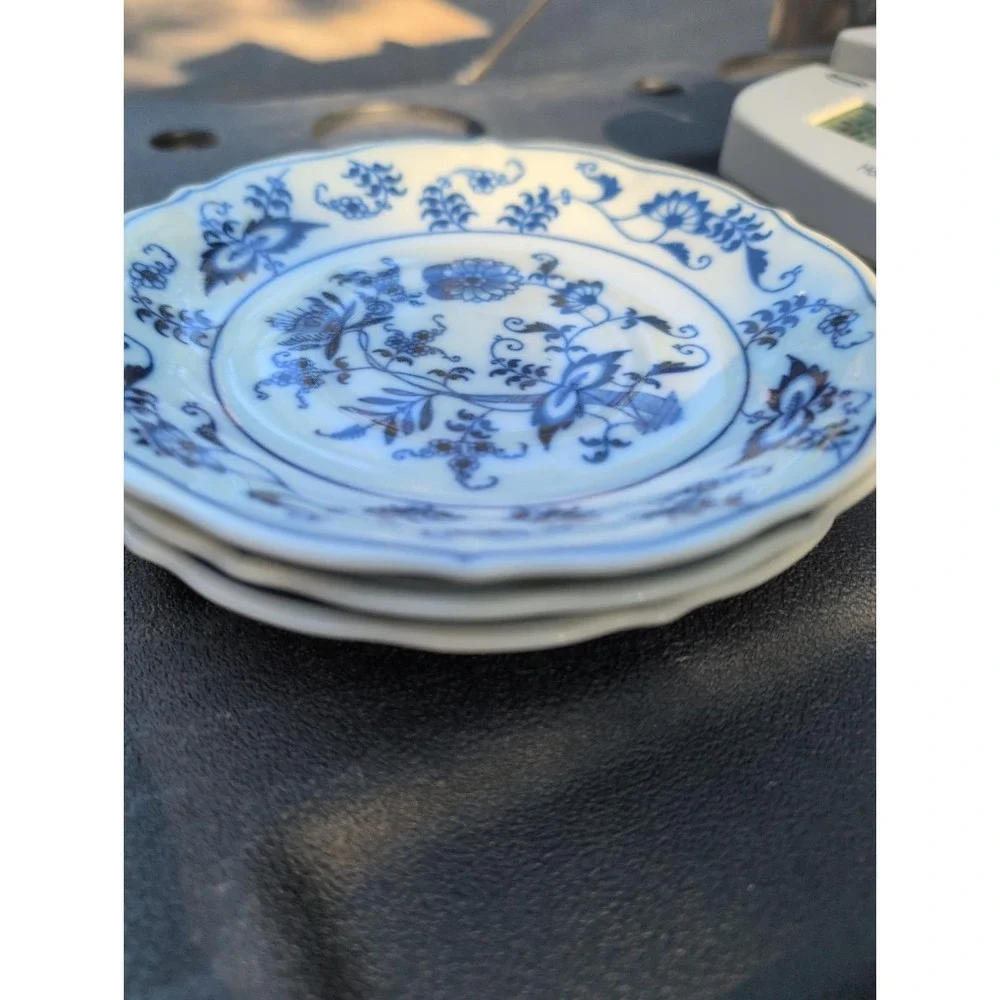 3 Blue Danube Bread Dessert Plates Blue Onion 6 3/4